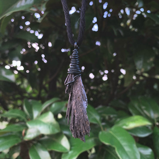 Fan Out Necklace | Wire-Wrapped Black Kyanite Fan